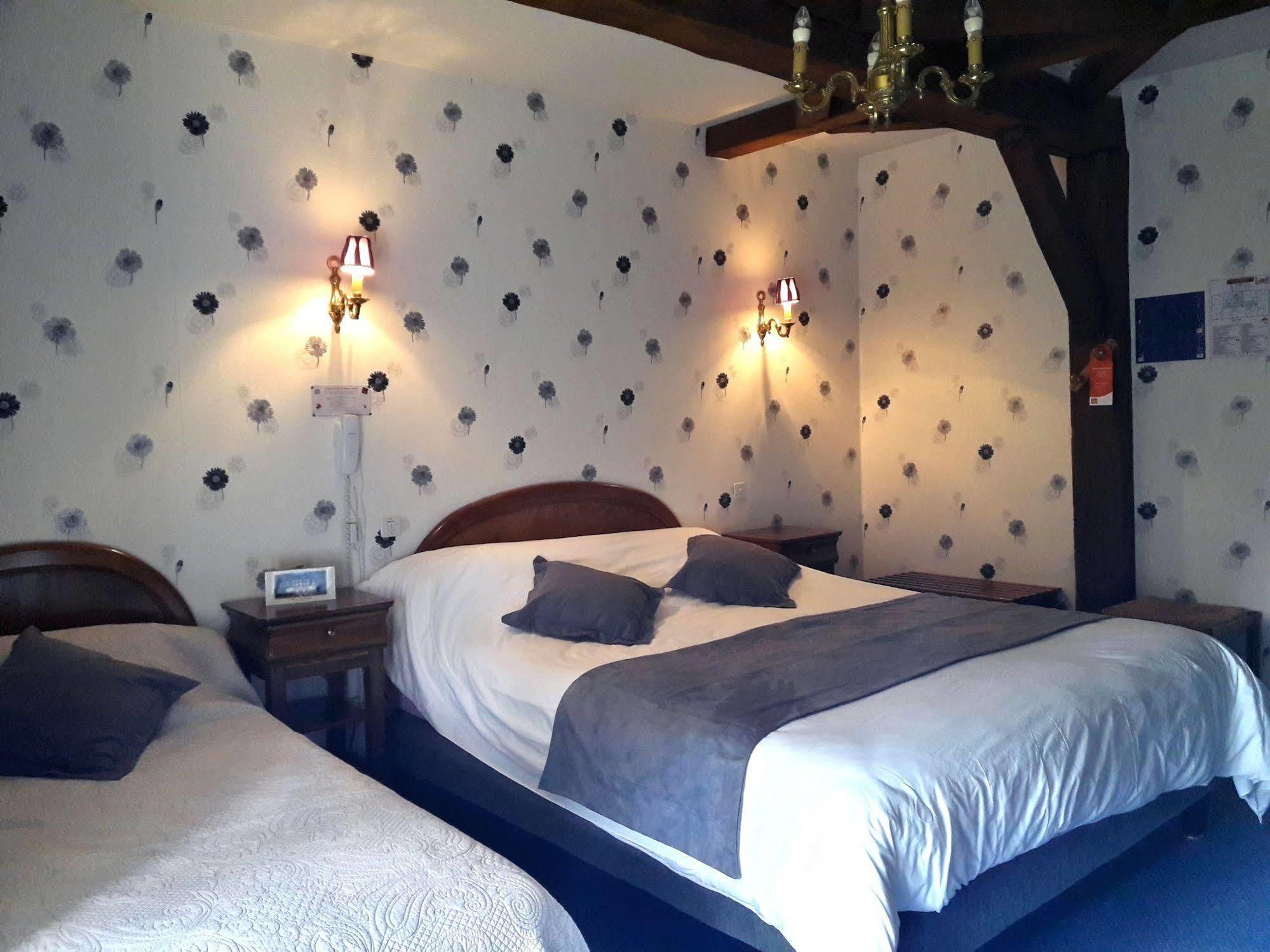 Hotel Le Clos Du Montvinage Étréaupont 외부 사진
