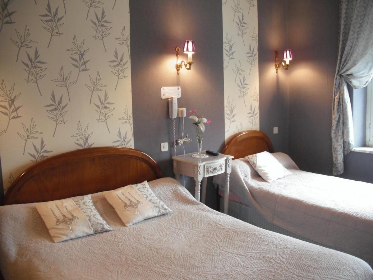 Hotel Le Clos Du Montvinage Étréaupont 객실 사진